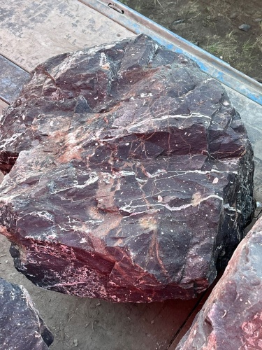 Камни для ландшафтного дизайна красно-фиолетовые 10-60 килограмм купить в Химках