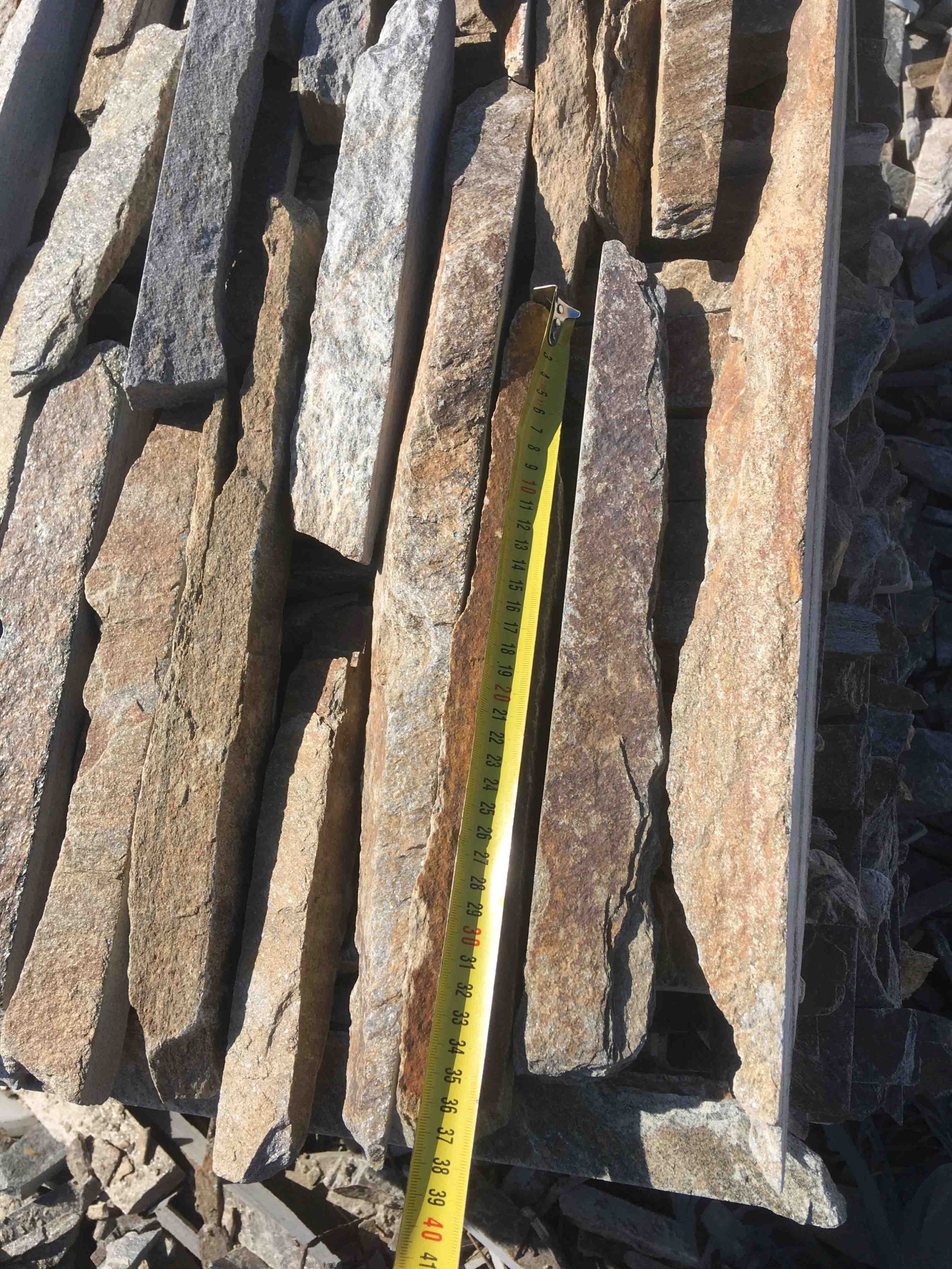 Горбушка златолит мультиколор для облицовки купить в Химках