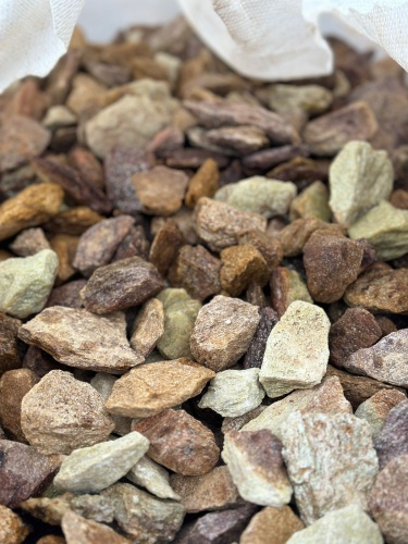 Златолит персиковый декоративная каменная крошка купить в Химках