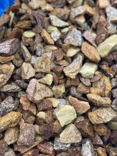 Златолит персиковый декоративная каменная крошка купить в Химках