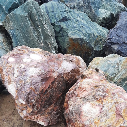 Ландшафтные глыбы красно-фиолетовые 200-1000 килограмм купить в Химках