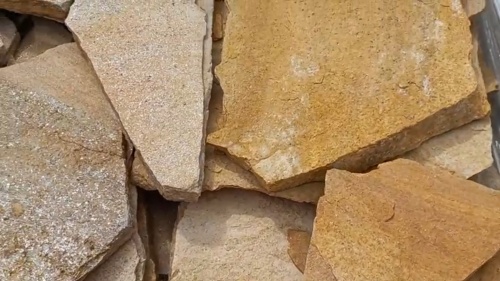 Плитняк златолит жёлтый для цоколя купить в Химках