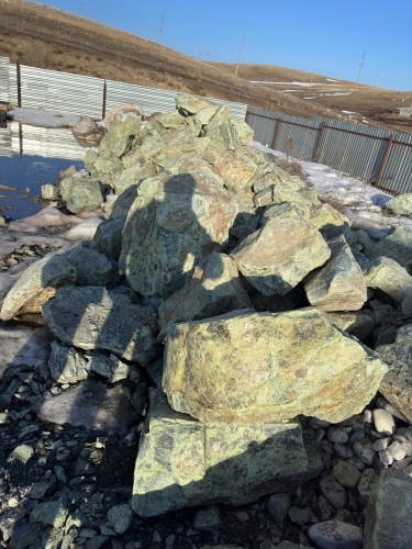 Камни для ландшафтного дизайна зелёные 10-60 килограмм купить в Химках
