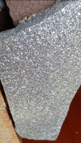 Плитняк златолит серебристый для фасада купить в Химках